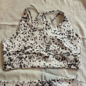 Good American Sports bra plus size